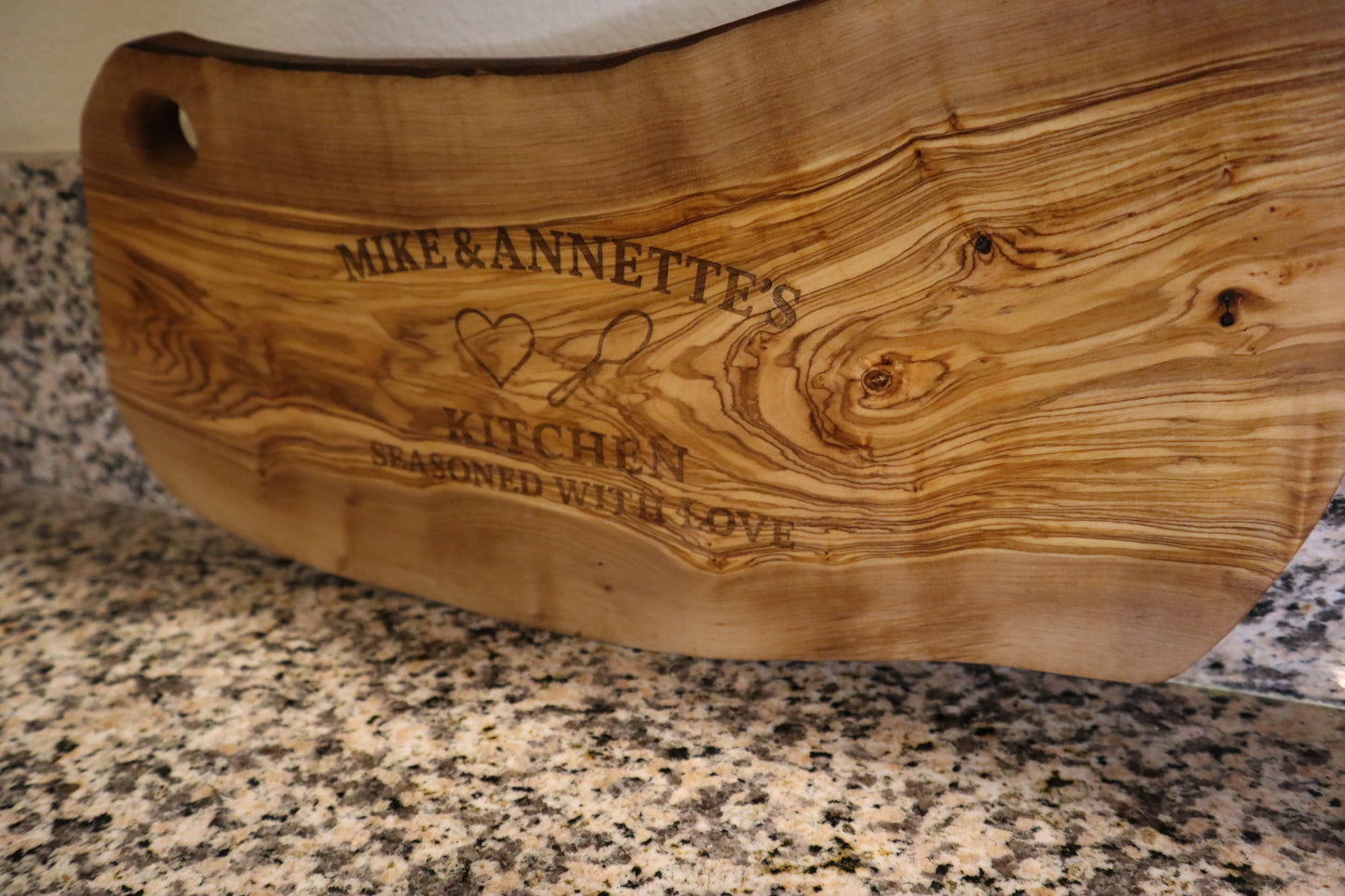 Custom Olive Wood Cutting Board – Personalized Engraved Gift | “Kitchen Seasoned With Love” | Housewarming, Wedding, Anniversary
